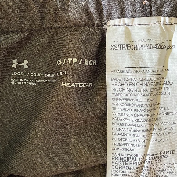 🎉Under Armour XS Peach and Grey Logo Tie Waist Shorts - Picture 3 of 5